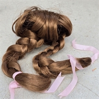 dukkeparyk-style-Victoria-fletninger-lysebrune-Size-7-8 